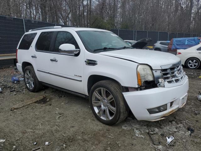 Photo 4 from auction – 2010 CADILLAC ESCALADE H with VIN 1GYUCEEJ4AR167234