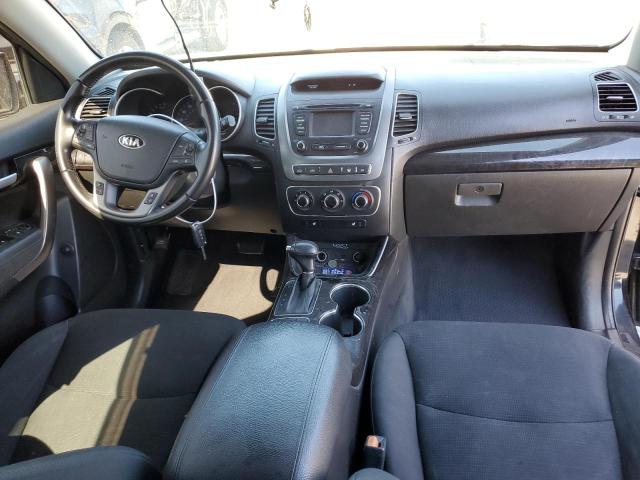 Photo 8 from auction – 2015 KIA SORENTO LX with VIN 5XYKT4A62FG615050