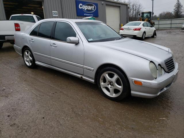 Photo 4 from auction – 2001 MERCEDES-BENZ E 320 with VIN WDBJF65J81B320484