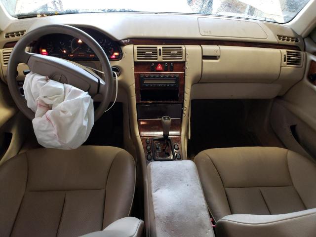 Photo 8 from auction – 1999 MERCEDES-BENZ E 320 with VIN WDBJF65H4XA729044
