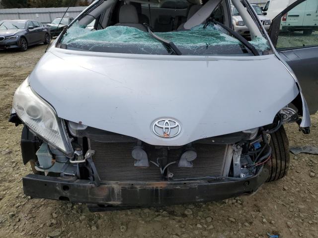 Photo 12 from auction – 2013 TOYOTA SIENNA LE with VIN 5TDKK3DC4DS318294