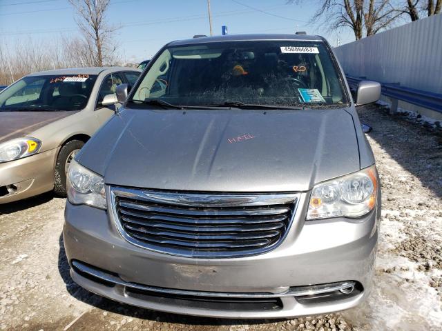 Photo 5 from auction – 2013 CHRYSLER TOWN & COU with VIN 2C4RC1BG7DR677489