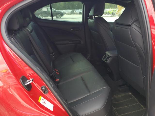 Photo 11 from auction – 2019 LEXUS UX 200 with VIN JTHY3JBH0K2006745