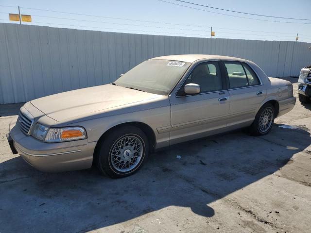FORD CROWN VICT 1998 with VIN 2FAFP74W5WX124648 - Photo from auction