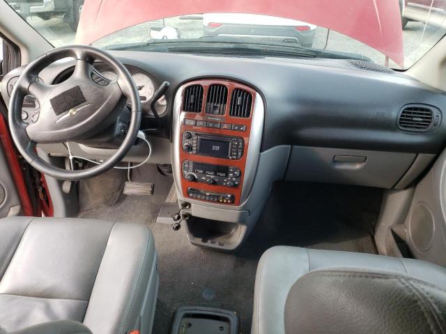Photo 8 from auction – 2005 CHRYSLER TOWN & COU with VIN 2C4GP64L05R413342