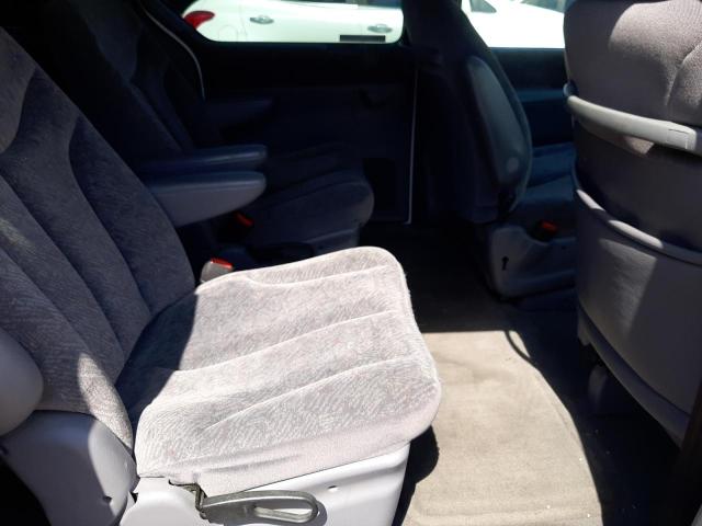 Photo 11 from auction – 2000 DODGE GRAND CARA with VIN 1B4GP44G8YB585772