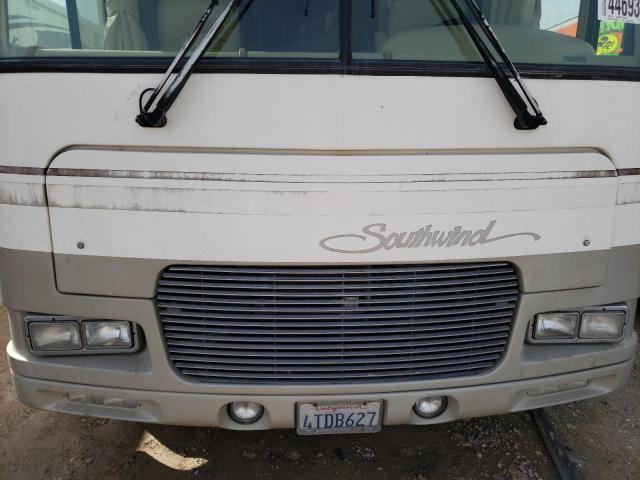 Photo 7 from auction – 2001 SOWI MOTOR HOME with VIN 1FCNF53S3Y0A14422