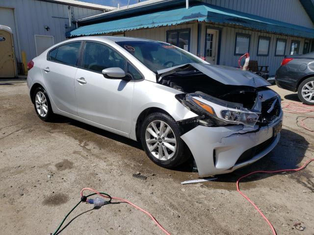 Zdjęcie 4 z aukcji – 2017 KIA FORTE LX z VIN 3KPFL4A78HE130244