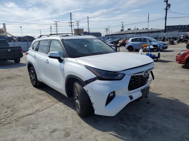 Photo 4 from auction – 2022 TOYOTA HIGHLANDER with VIN 5TDHARAH4NS510073