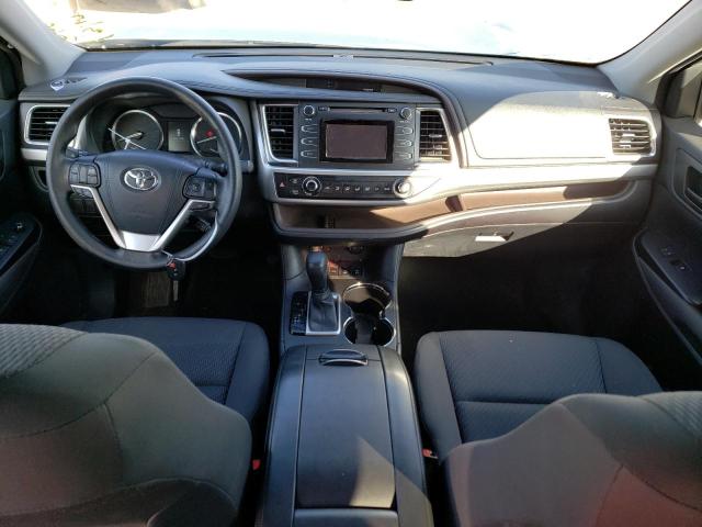 Photo 8 from auction – 2016 TOYOTA HIGHLANDER with VIN 5TDBKRFH1GS282113