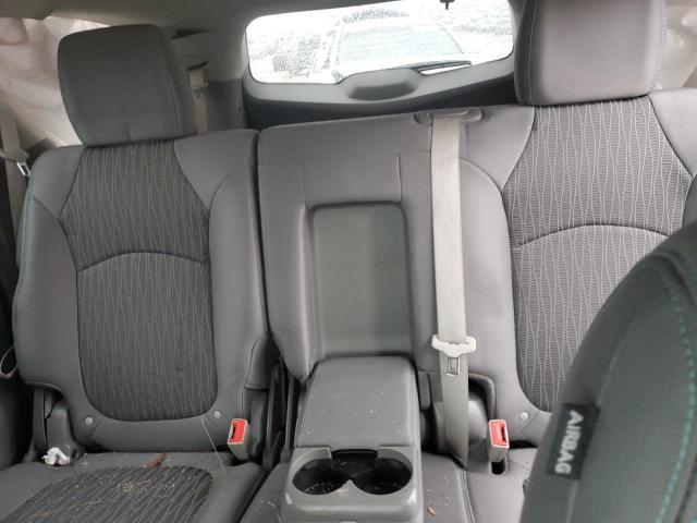 Photo 10 from auction – 2017 CHEVROLET TRAVERSE L with VIN 1GNKRFKD2HJ235949