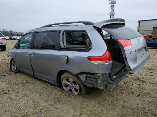 Photo 2 from auction – 2013 TOYOTA SIENNA LE with VIN 5TDKK3DC4DS318294