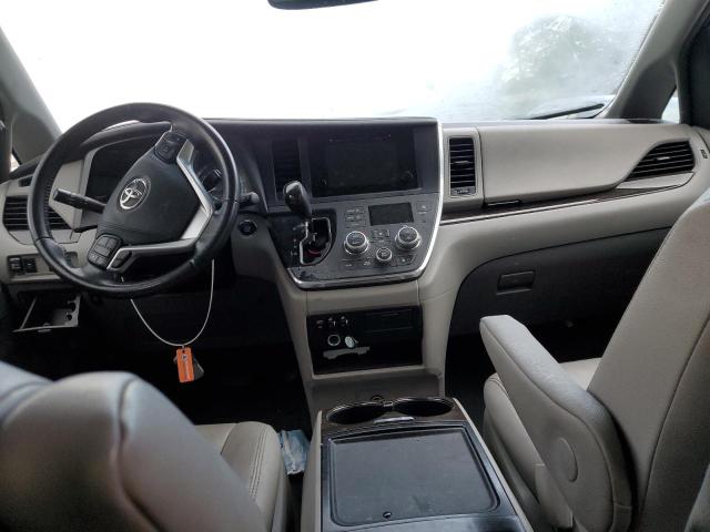 Photo 8 from auction – 2017 TOYOTA SIENNA XLE with VIN 5TDYZ3DC3HS783337