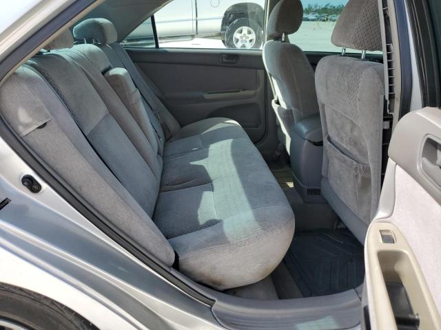 Photo 10 from auction – 2004 TOYOTA CAMRY LE with VIN 4T1BE32K34U937381