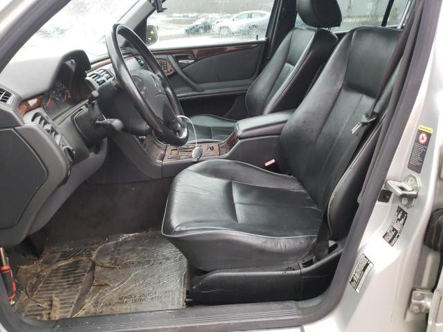 Photo 7 from auction – 2001 MERCEDES-BENZ E 320 with VIN WDBJF65J81B320484