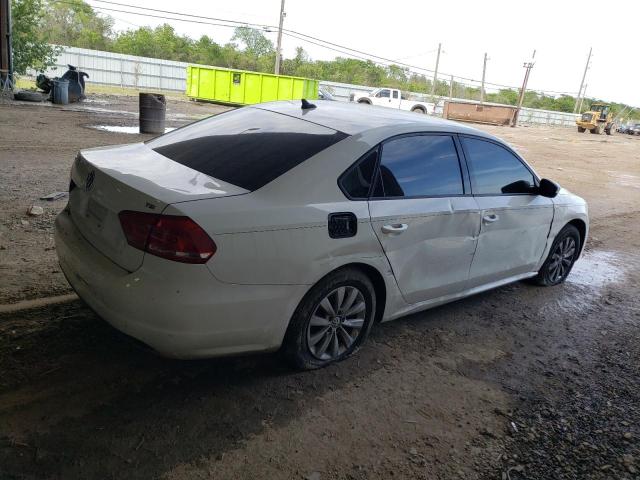 Photo 3 from auction – 2015 VOLKSWAGEN PASSAT S with VIN 1VWAS7A31FC007320