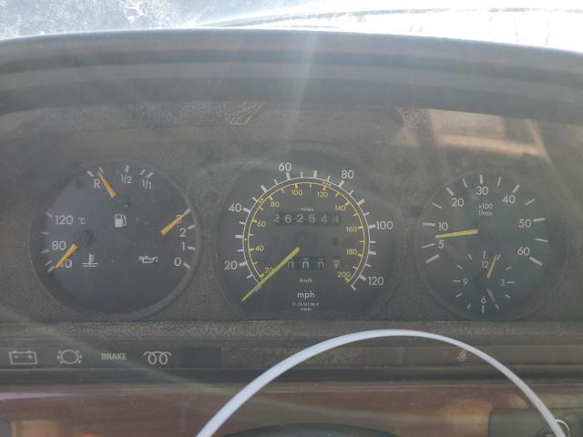 Photo 9 from auction – 1983 MERCEDES-BENZ 300 SD with VIN WDBCB20A3DB040299