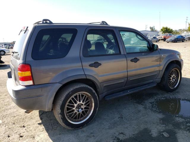 Photo 3 from auction – 2002 FORD ESCAPE XLT with VIN 1FMYU03122KD98245