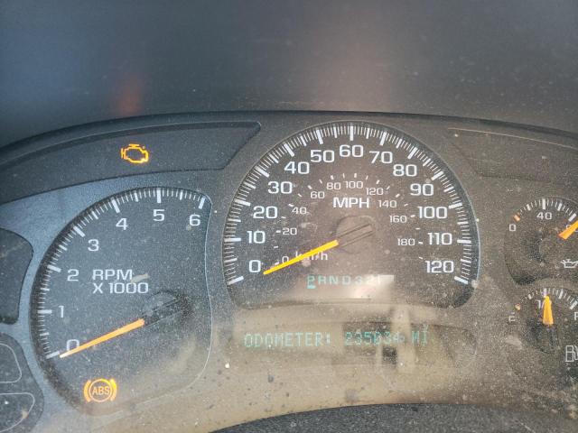 Photo 9 from auction – 2003 CHEVROLET TAHOE C150 with VIN 1GNEC13VX3J256288