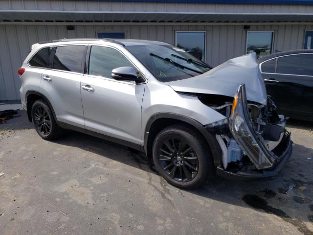 Photo 4 from auction – 2019 TOYOTA HIGHLANDER with VIN 5TDJZRFH5KS579319