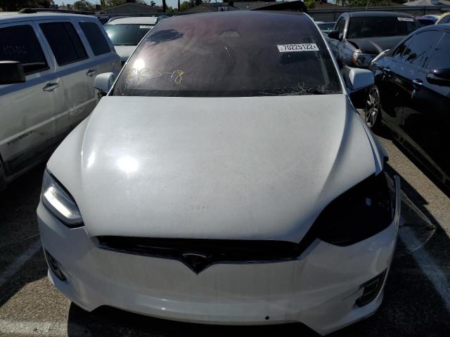 Photo 5 from auction – 2016 TESLA MODEL X with VIN 5YJXCDE27GF030146