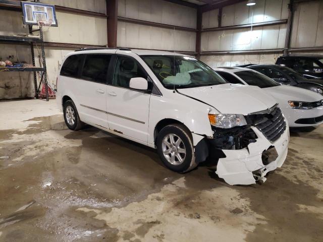 Photo 4 from auction – 2010 CHRYSLER TOWN & CNT with VIN 2A4RR5D13AR105579