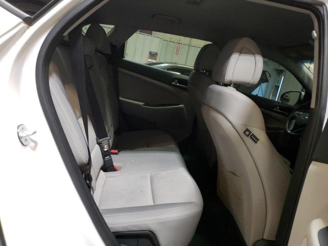 Photo 10 from auction – 2017 HYUNDAI TUCSON SE with VIN KM8J23A41HU325614