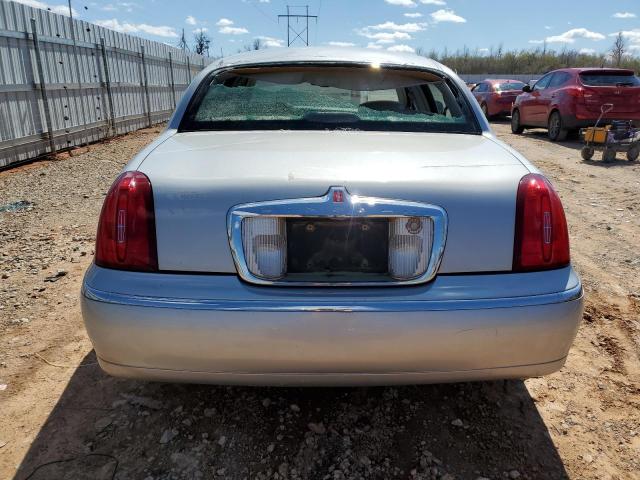 Photo 6 from auction – 2001 LINCOLN TOWN CAR E with VIN 1LNHM81W91Y661209