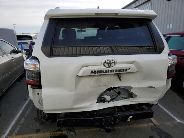 Photo 6 from auction – 2015 TOYOTA 4RUNNER SR with VIN JTEBU5JR4F5270895