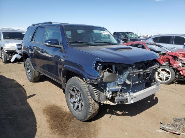 Photo 4 from auction – 2020 TOYOTA 4RUNNER SR with VIN JTEBU5JRXL5822346