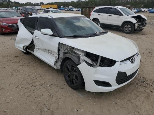 Photo 4 from auction – 2016 HYUNDAI VELOSTER with VIN KMHTC6AD4GU266631