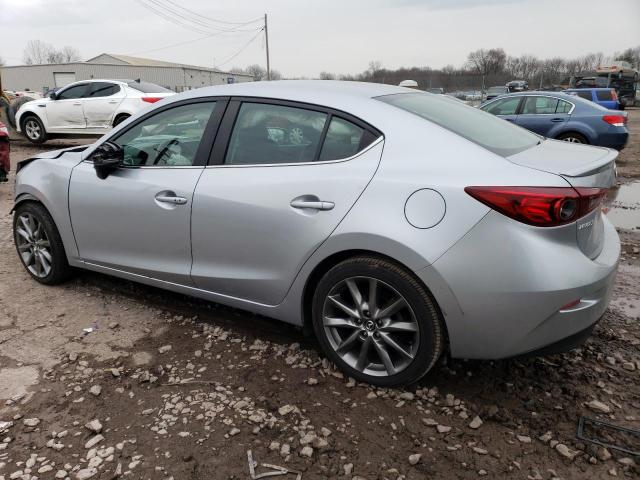 Photo 2 from auction – 2018 MAZDA 3 TOURING with VIN 3MZBN1V3XJM249064