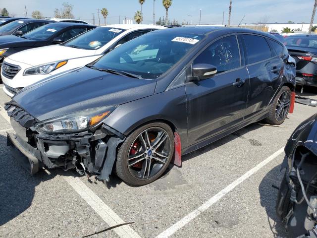 FORD FOCUS ST 2016 with VIN 1FADP3L95GL375566 - Photo from auction