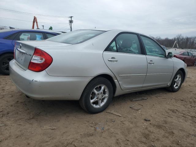 Photo 3 from auction – 2004 TOYOTA CAMRY LE with VIN 4T1BE32K74U862619