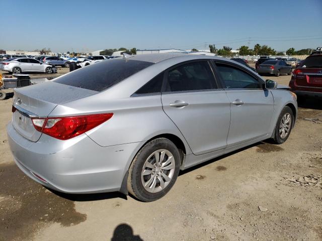 Photo 3 from auction – 2013 HYUNDAI SONATA GLS with VIN 5NPEB4AC9DH521906