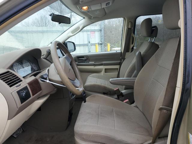 Photo 7 from auction – 2010 CHRYSLER TOWN & COU with VIN 2A4RR4DE6AR271673