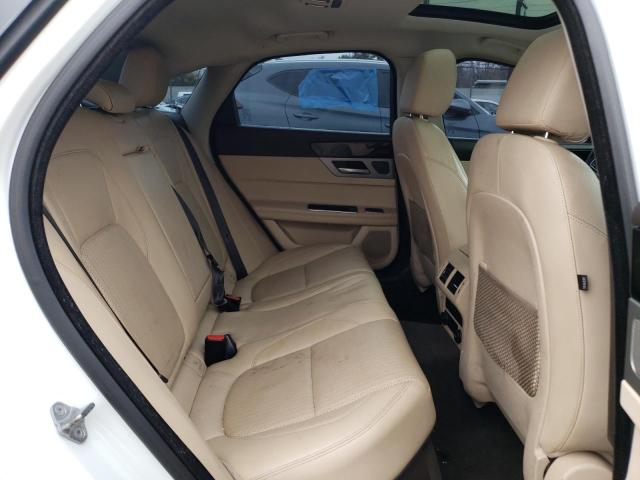 Photo 10 from auction – 2016 JAGUAR XF PRESTIG with VIN SAJBK4BV6GCY23738