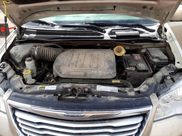 Photo 12 from auction – 2013 CHRYSLER TOWN & COU with VIN 2C4RC1BG3DR806084