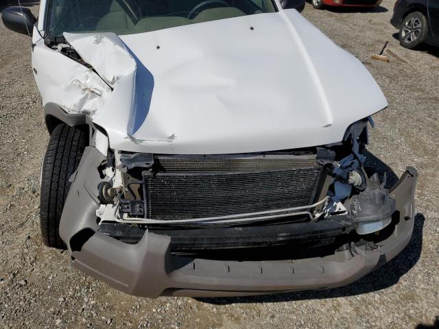 Photo 12 from auction – 2002 FORD ESCAPE XLT with VIN 1FMCU04112KB67054