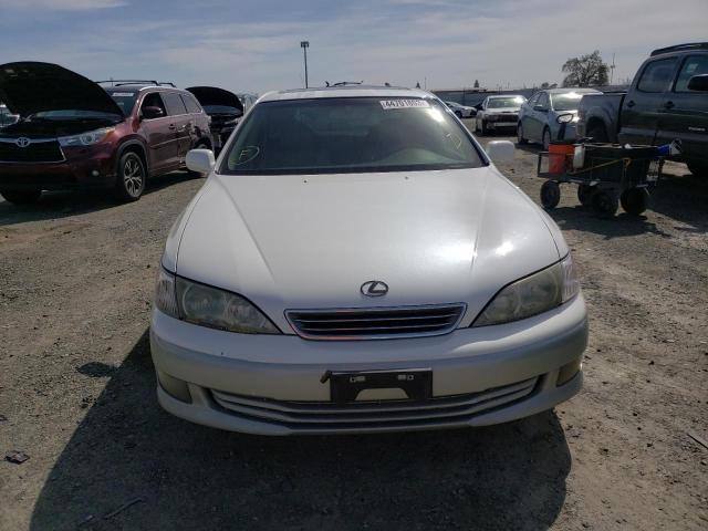 Photo 5 from auction – 2000 LEXUS ES 300 with VIN JT8BF28G6Y0276343