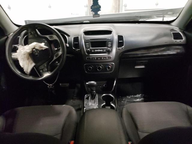 Photo 8 from auction – 2015 KIA SORENTO LX with VIN 5XYKTDA71FG605537