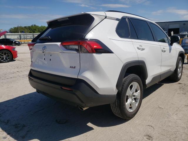 Photo 3 from auction – 2021 TOYOTA RAV4 XLE with VIN 2T3W1RFV9MC110580