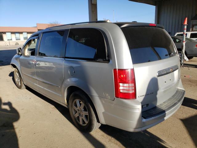 Photo 2 from auction – 2010 CHRYSLER TOWN & COU with VIN 2A4RR5D19AR288826