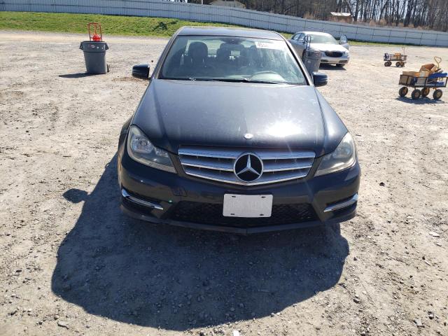 Photo 5 from auction – 2012 MERCEDES-BENZ C 250 with VIN WDDGF4HB7CA628281