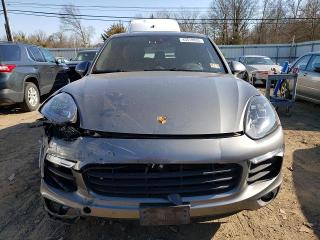 Photo 5 from auction – 2017 PORSCHE CAYENNE S with VIN WP1AB2A27HLA51563