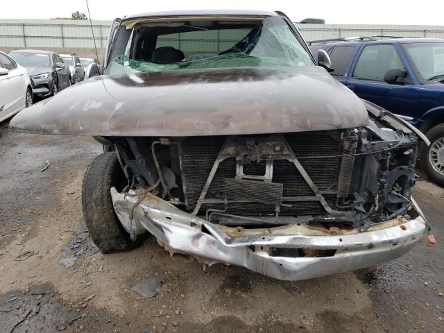 Photo 5 from auction – 2002 CHEVROLET SILVERADO with VIN 2GCEC19T921117387