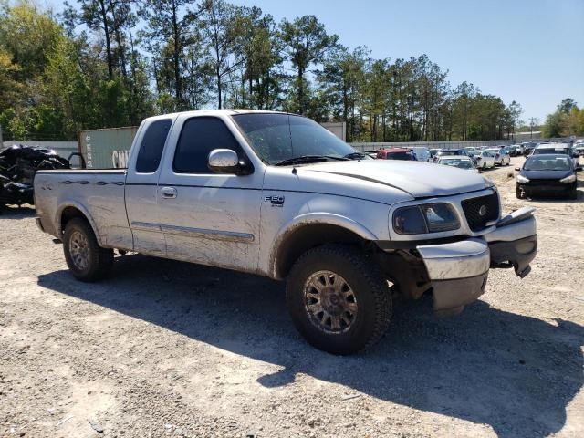 Photo 4 from auction – 2002 FORD F150 with VIN 2FTRX18LX2CA25779