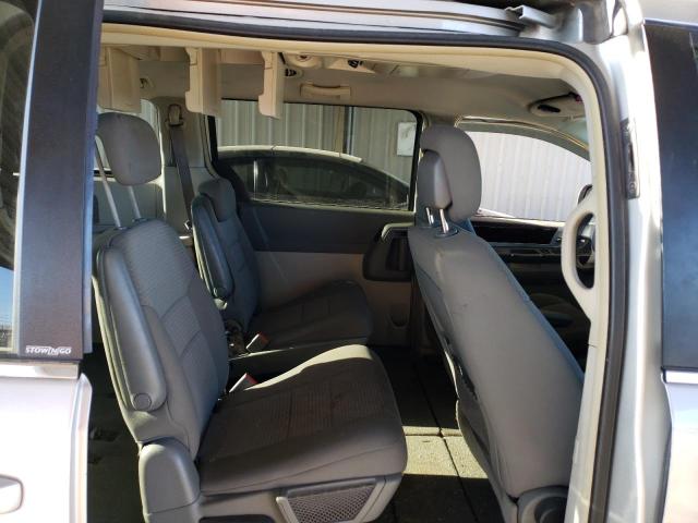Photo 10 from auction – 2010 CHRYSLER TOWN & COU with VIN 2A4RR5D19AR288826