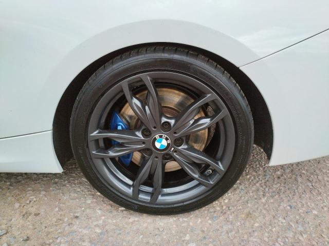 Photo 13 from auction – 2017 BMW M240I with VIN WBA2G1C32HV639587