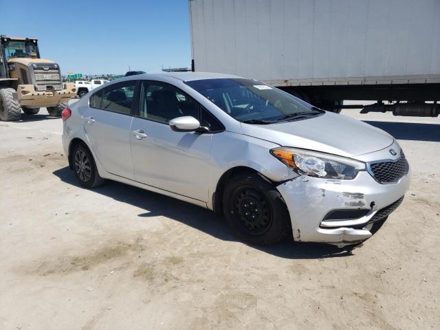 Photo 4 from auction – 2016 KIA FORTE LX with VIN KNAFK4A68G5543301